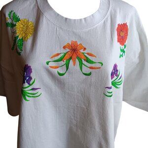 XXL True Vintage Hand-Painted Floral Design T-shirt Granny Hanes Comfort-T White